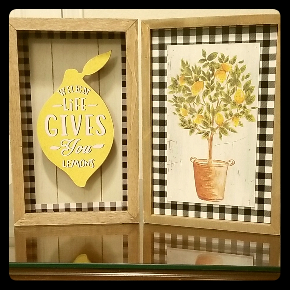 2 🍋 Lemon 🍋Decor Signs